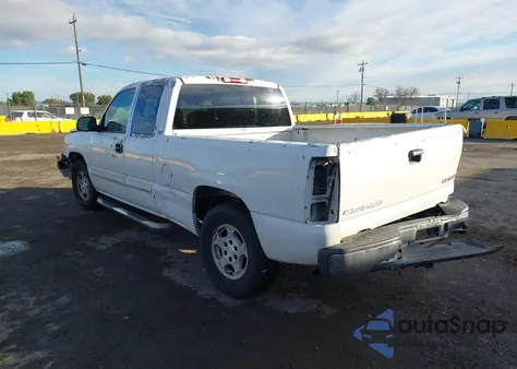 2003 Chevrolet Silverado 1500 Ls z USA, uszkodzony, nr VIN 2GCEC19T731349729